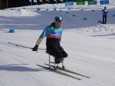 Paralympic_ski_sitting